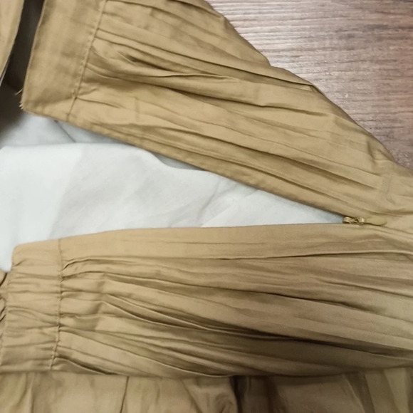 NU New York Khaki Pleated A Line Skirt ZZZ - Picture 3 of 7